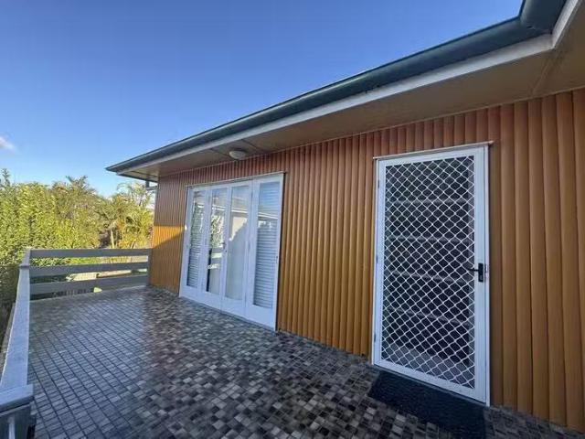 House for rent in Dunlop, Australian Capital Territory