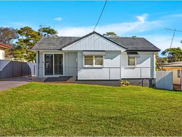 House for rent in Wollongong West, New South Wales