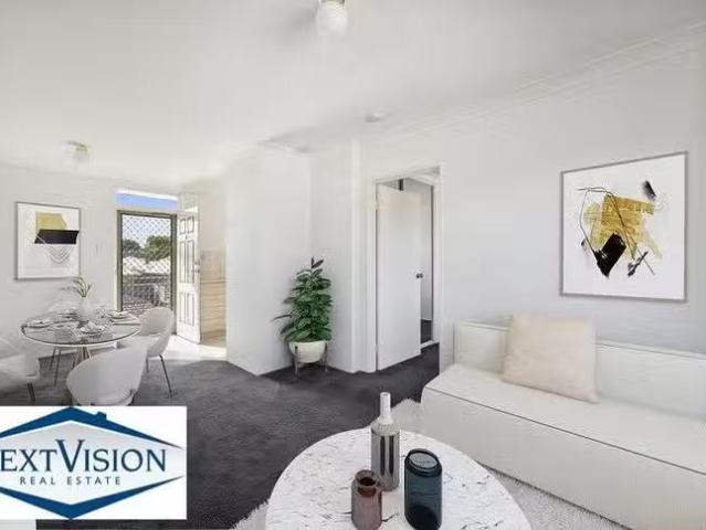 House for rent in Como, Western Australia