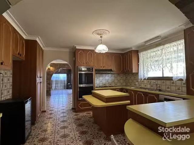 House for rent in Kialla, Victoria