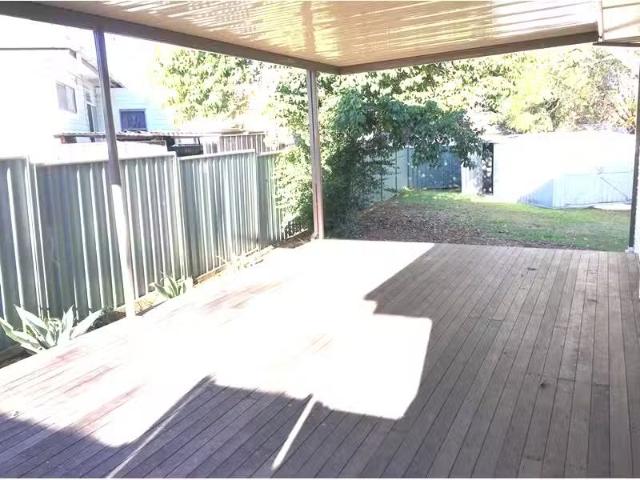 House for rent in Oxley Park, New South Wales