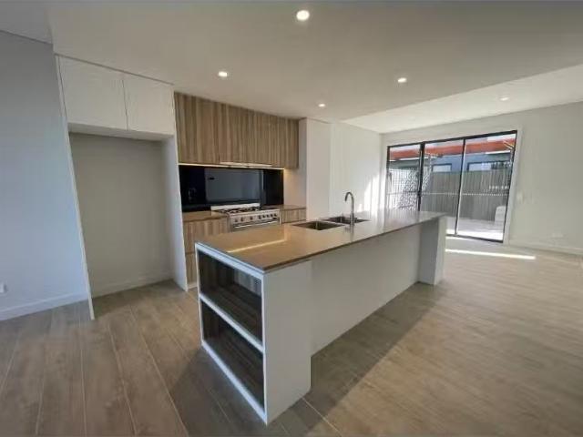 Condo for rent in Sydney, New South Wales