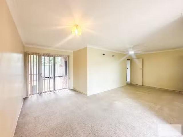 Apartment for rent in Piallamore, New South Wales