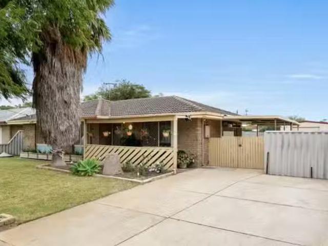 House for rent in Waikiki, Western Australia