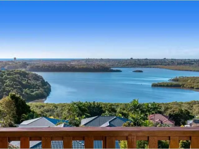 House for rent in Bilambil Heights, New South Wales