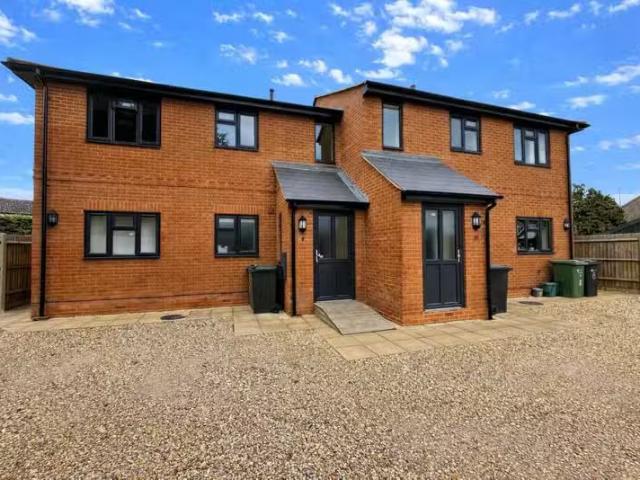 Apartment for rent in Westborough, Surrey