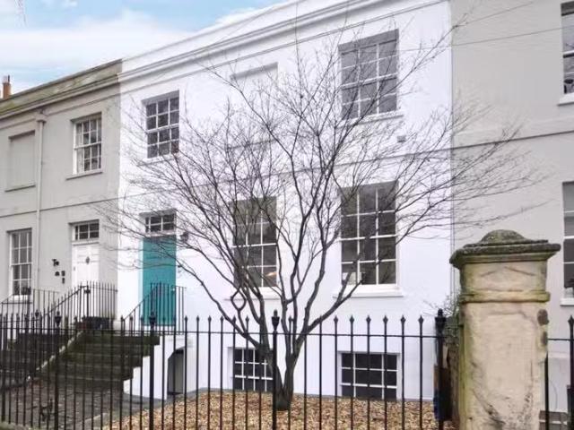Apartment for rent in Golden Valley, Gloucestershire