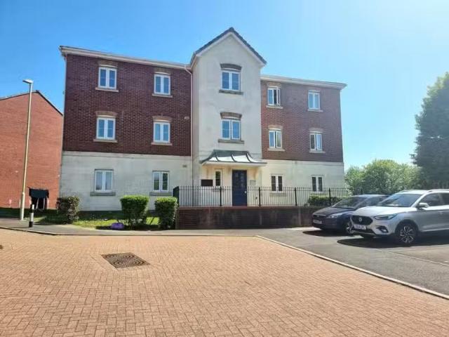 Apartment for rent in Newcastle, Wales