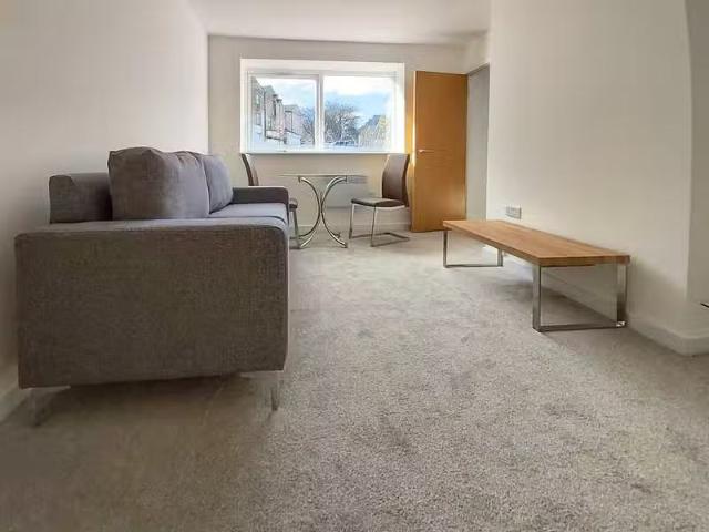 Apartment for rent in Woolshops, Halifax