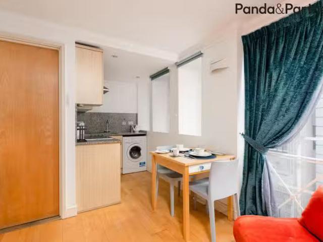 House for rent in Lyons, Greater London