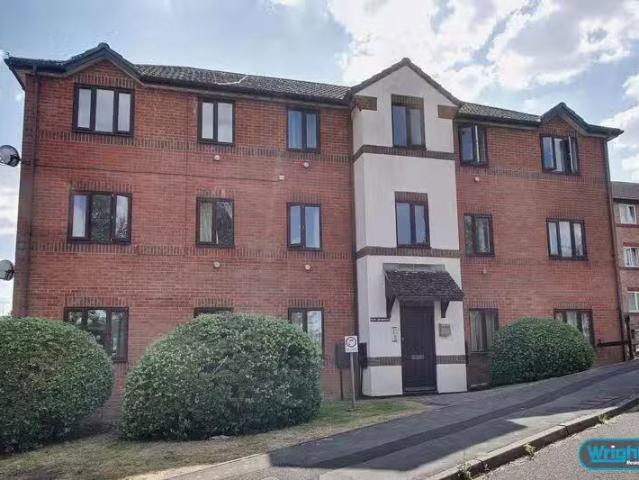 House for rent in Kingswood