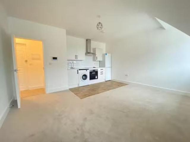 House for rent in Fole, Surrey