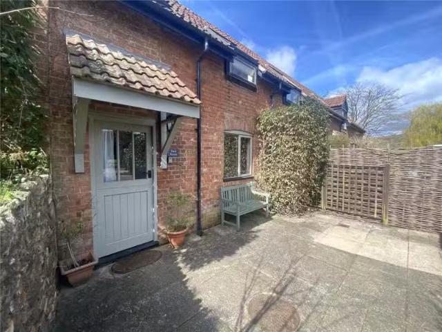 House for rent in Budlake, Devon
