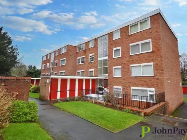 Apartment for rent in Stivichall, West Midlands