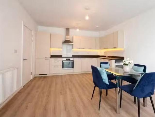 Apartment for rent in Brentford, Greater London