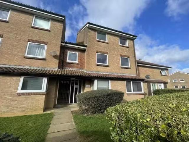 Apartment for rent in Peacehaven, Iford