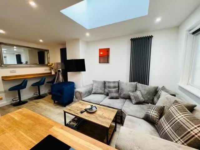 Apartment for rent in Penarth, Wales