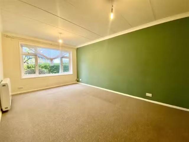 Apartment for rent in Falconwood, Greater London