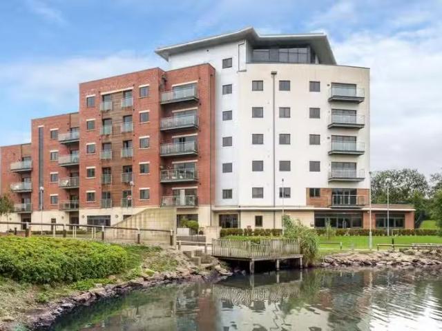 Apartment for rent in St James, Sandown Park