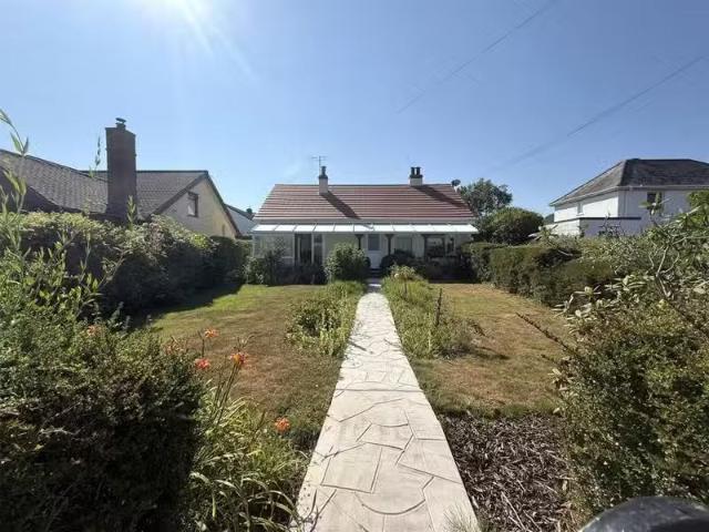 House for rent in Budlake, Devon