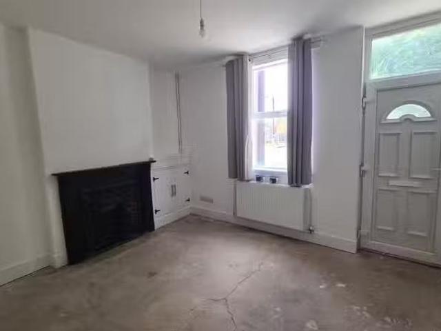 House for rent in Caldermill, East Midlands