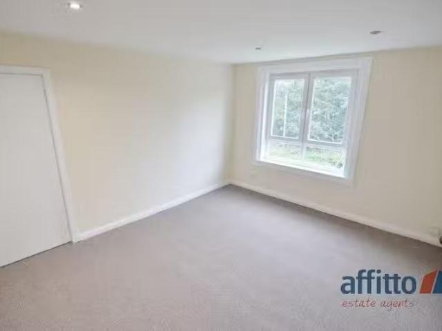 House for rent in Crossgates and Mossgreen, Scotland