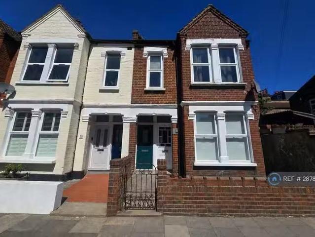 House for rent in London Borough of Merton, Mitcham