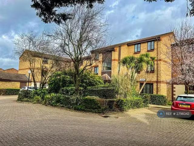 House for rent in London Borough of Merton, Mitcham