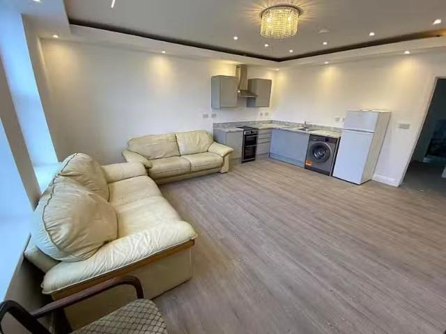 House for rent in Saltmead, Falcon Lodge