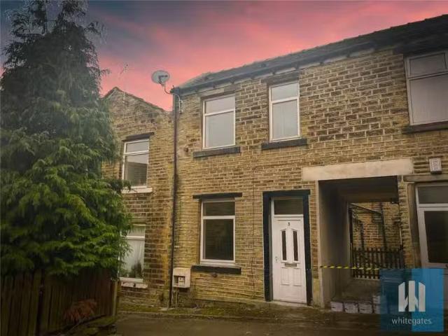 House for rent in Huddersfield, West Yorkshire