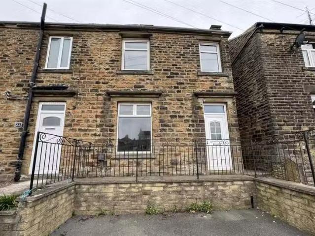 House for rent in Huddersfield, Kirklees