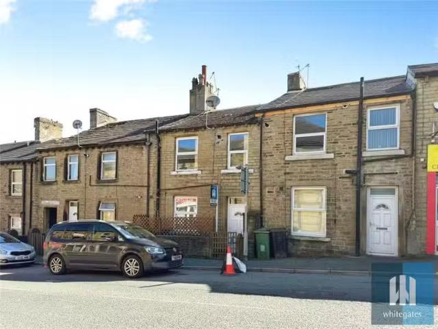 House for rent in Milnsbridge, West Yorkshire