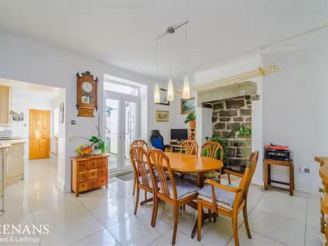 House for rent in Dollis Hill, Greater London