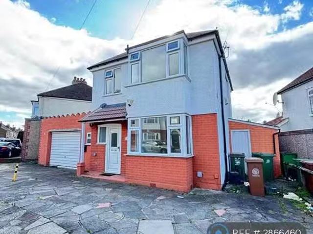 House for rent in Worcester Park, Greater London