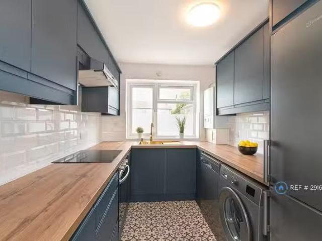 House for rent in London Borough of Merton, Mitcham
