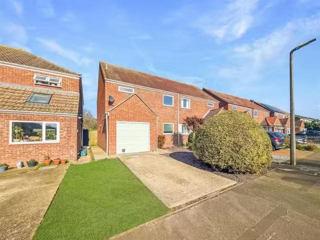 House for rent in Fordham Heath, Essex