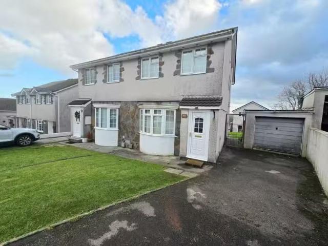House for rent in Newcastle, Wales