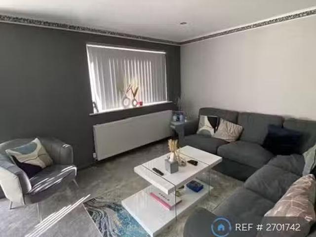 House for rent in Drighlington, Adwalton