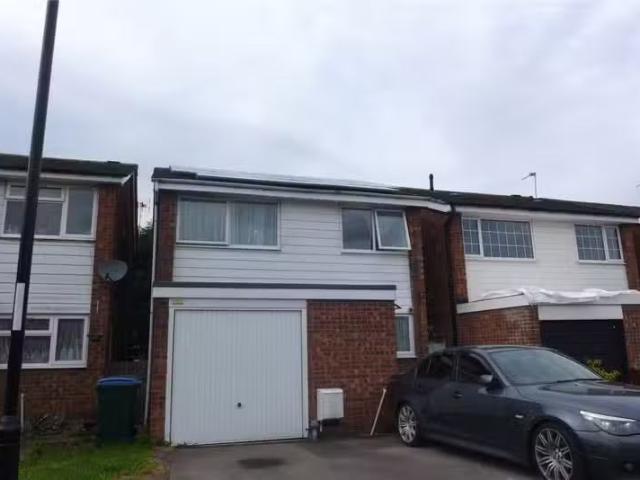 House for rent in Stivichall, West Midlands