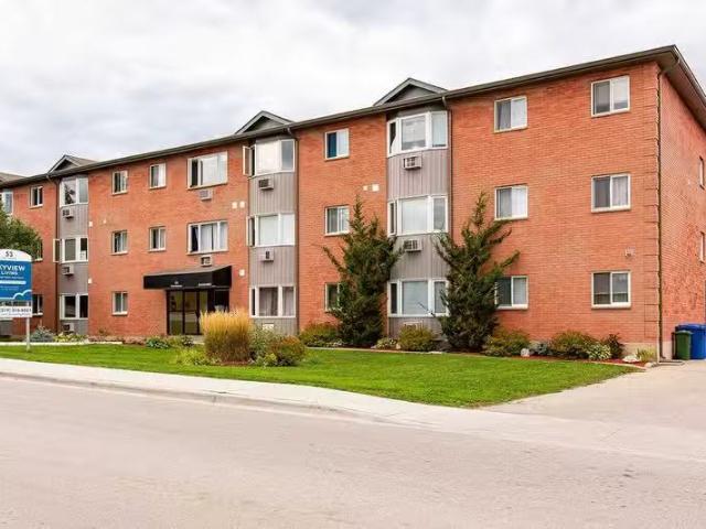 Condo for rent in Dufferin, Ontario