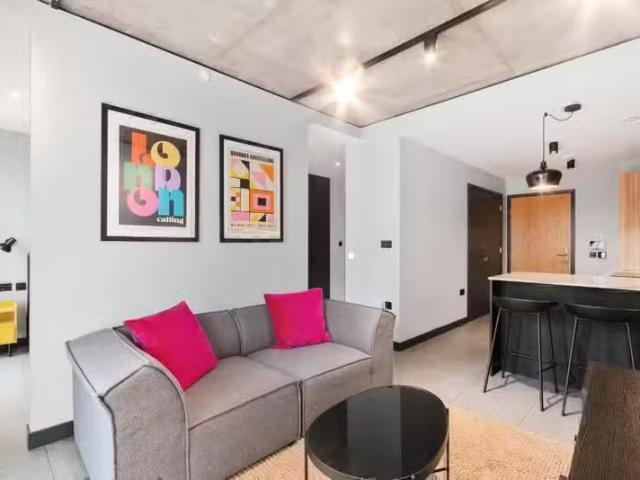House for rent in Brentford, Greater London