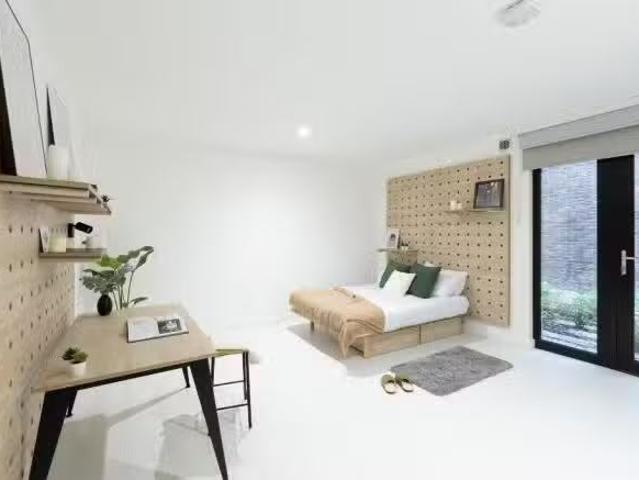 House for rent in Limehouse, Greater London