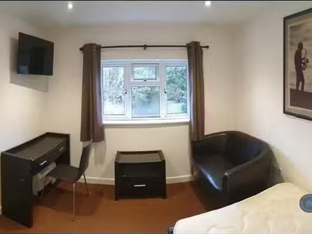 House for rent in Westborough, Surrey