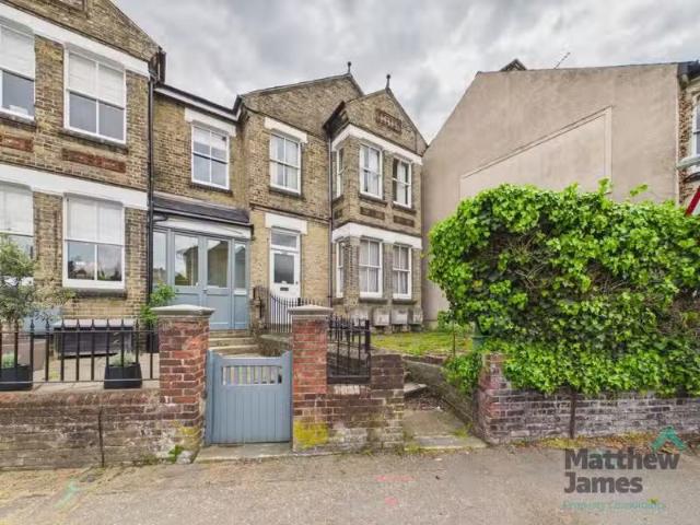 House for rent in Birch, Fordham Heath