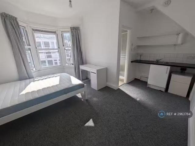 House for rent in Feckenham, City Of Bristol