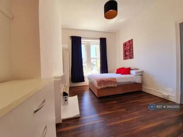 House for rent in Littlecote, West Sussex