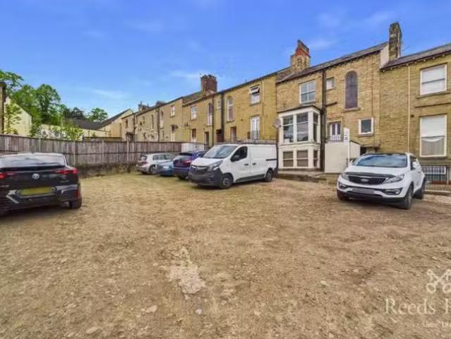 Apartment for rent in Highfields, Huddersfield