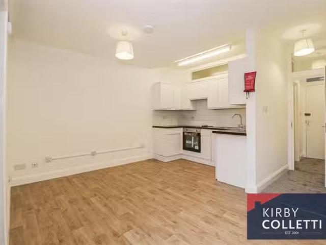 Apartment for rent in Enfield, Greater London