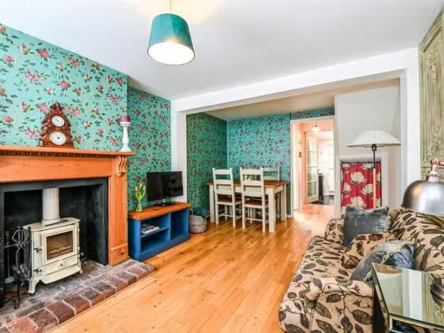 House for rent in Arundel, Clapham