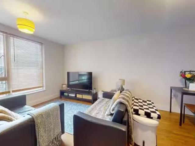 House for rent in Cardiff Bay, Falcon Lodge